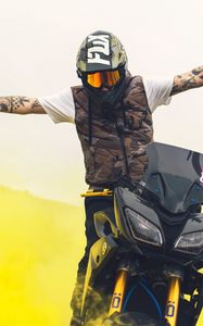 Preview wallpaper yamaha, motorcycle, motorcyclist, helmet, gesture, smoke, yellow