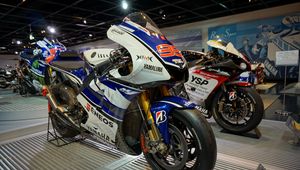 Preview wallpaper yamaha, motorcycles, bikes, parking