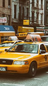 Preview wallpaper yellow traffic, nyc, taxi, street