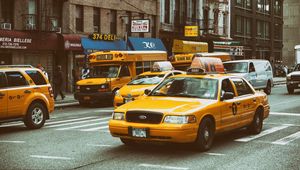 Preview wallpaper yellow traffic, nyc, taxi, street