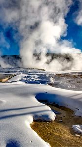 Preview wallpaper yellowstone, national park, geyser, landscape