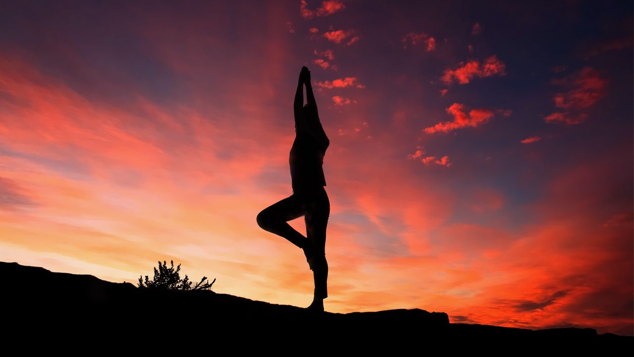 Wallpaper yoga, silhouette, sunset, man