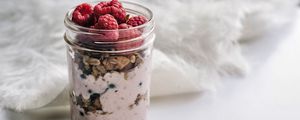 Preview wallpaper yoghurt, raspberries, nuts