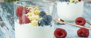 Preview wallpaper yogurt, berries, breakfast, food