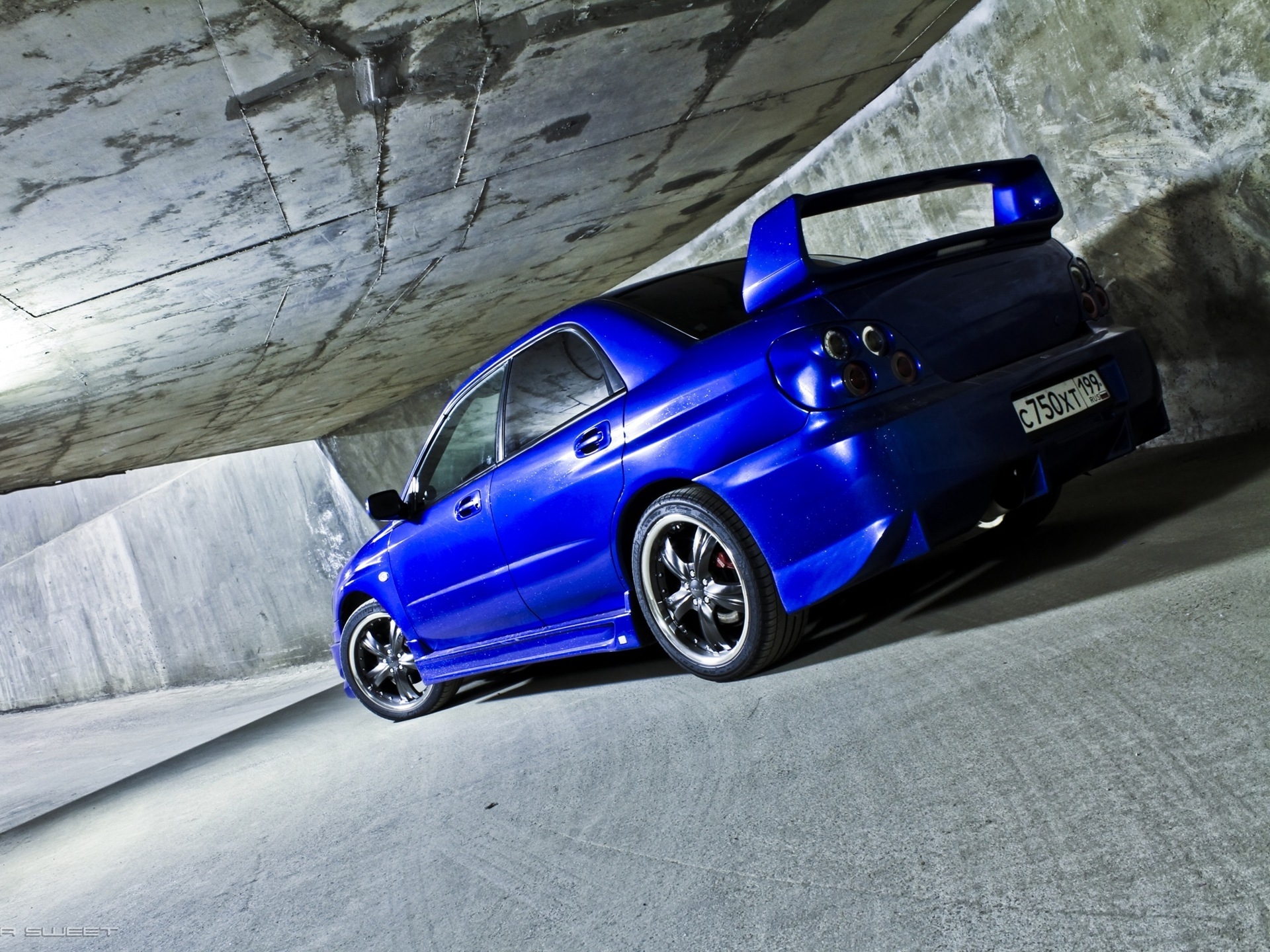 Download Wallpaper 1920x1440 Subaru Impreza Wrx Wall Tunnel Car Cars Blue Sporty Sedan Hd Background